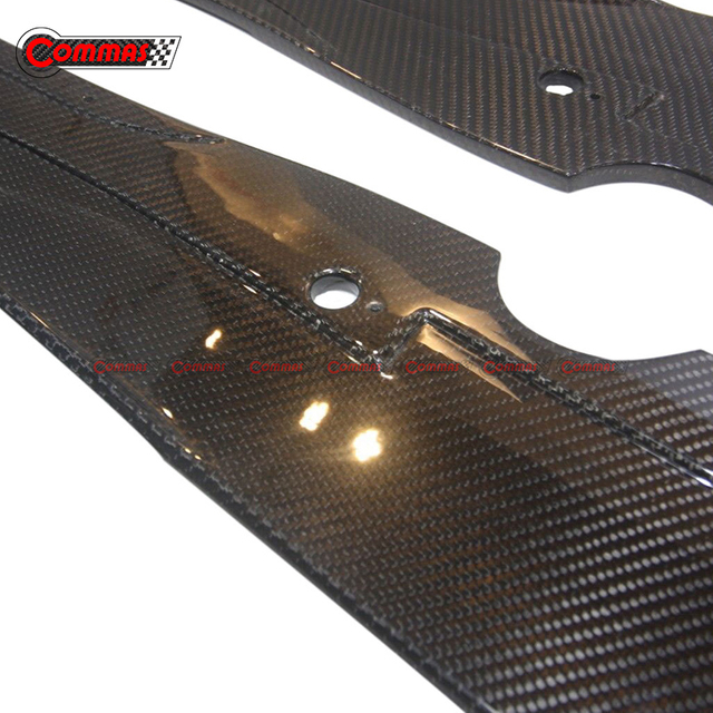 Удлинители боковых юбок из углеродного волокна для Mclaren 720S